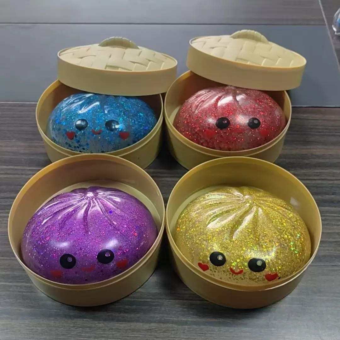 Clear sensory samples with glitter and round packaging